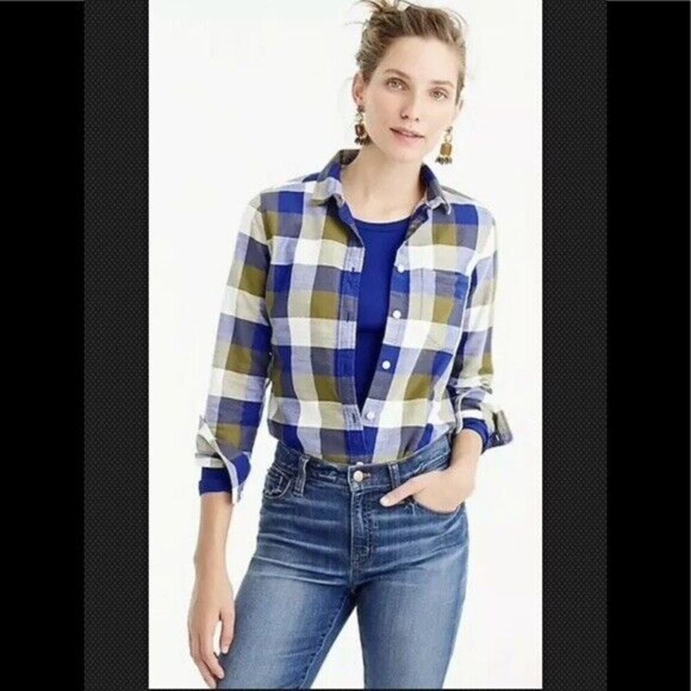 J.Crew Women's Shrunken Boy Shirt Size 00 Blue Green White Plaid Long Sleeve